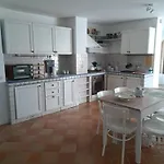 Apartment Daphne Experience - Home, Harmony And Garden *
