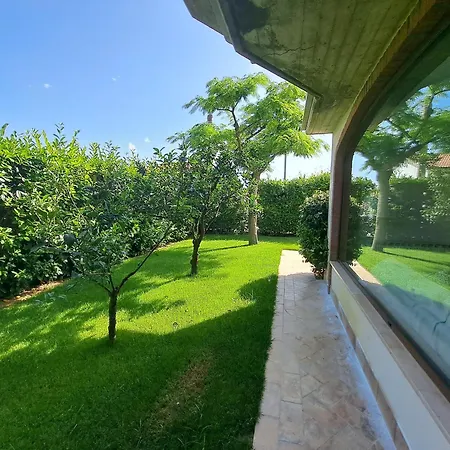 Daphne Experience - Home, Harmony And Garden Апартаменты