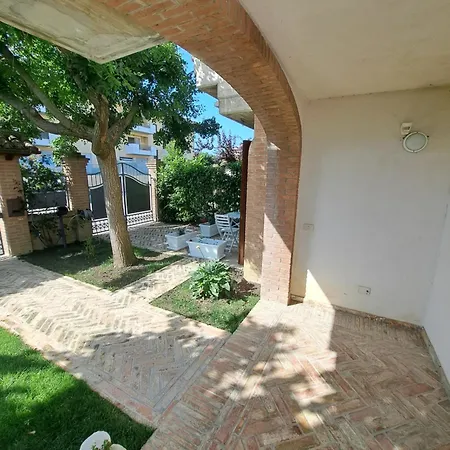 Daphne Experience - Home, Harmony And Garden Apartment