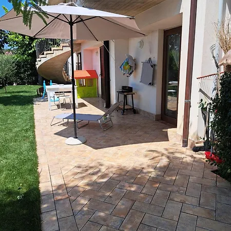 Апартаменты Daphne Experience - Home, Harmony And Garden