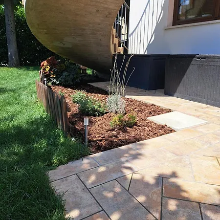 Daphne Experience - Home, Harmony And Garden * Loreto Aprutino