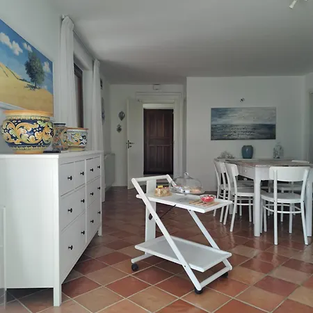 Апартаменты Daphne Experience - Home, Harmony And Garden Лорето-Апрутино