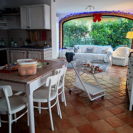 Daphne Experience - Home, Harmony And Garden Апартаменты