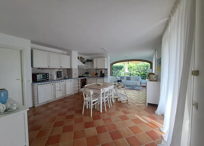 Daphne Experience - Home, Harmony And Garden Apartment Loreto Aprutino